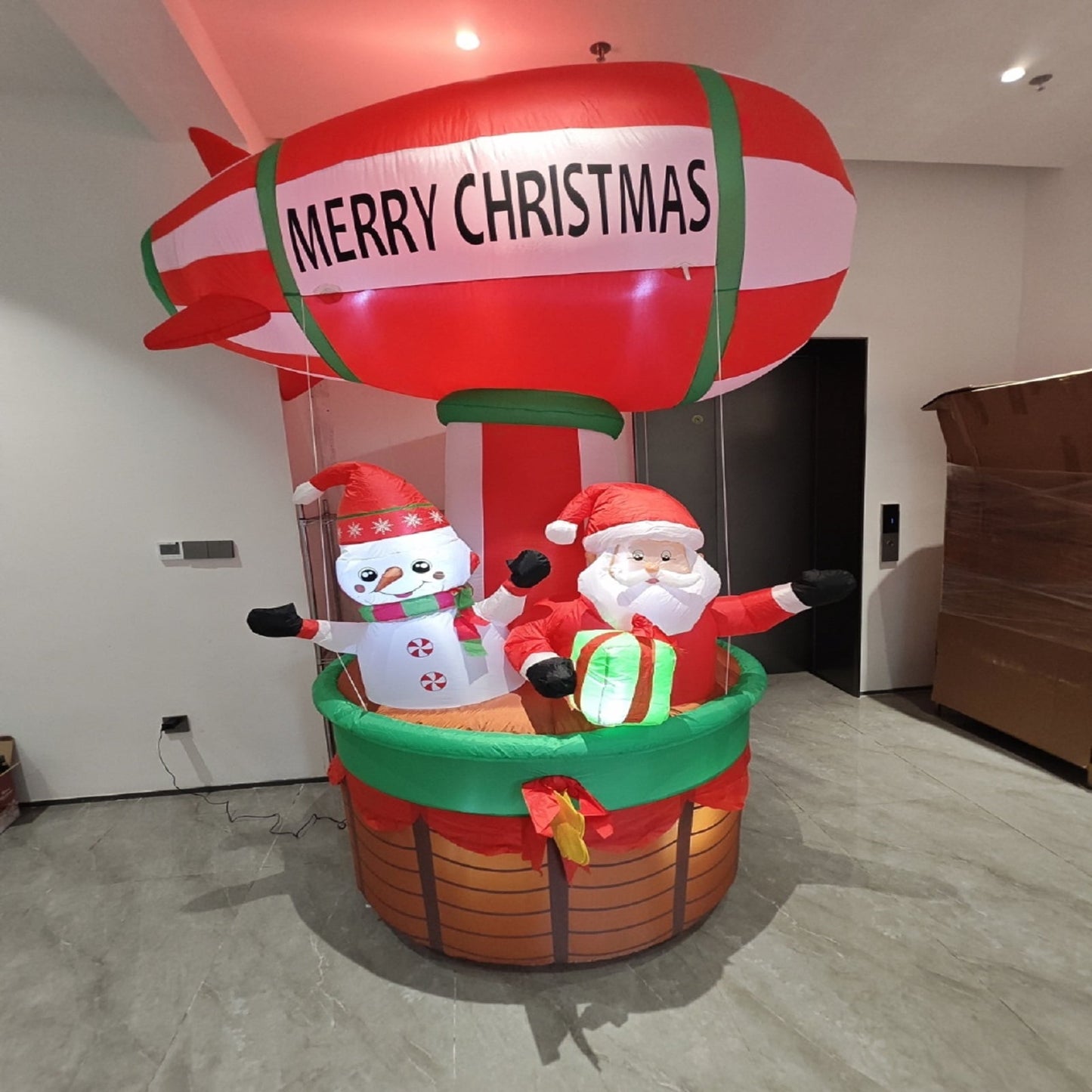 9ft Christmas Inflatables Santa Claus in Hot Air Balloon Decoration, Blow Up Outdoor Yard Decor, Built in LED Lights Holiday Inflatable Decoration for Party Garden Lawn
