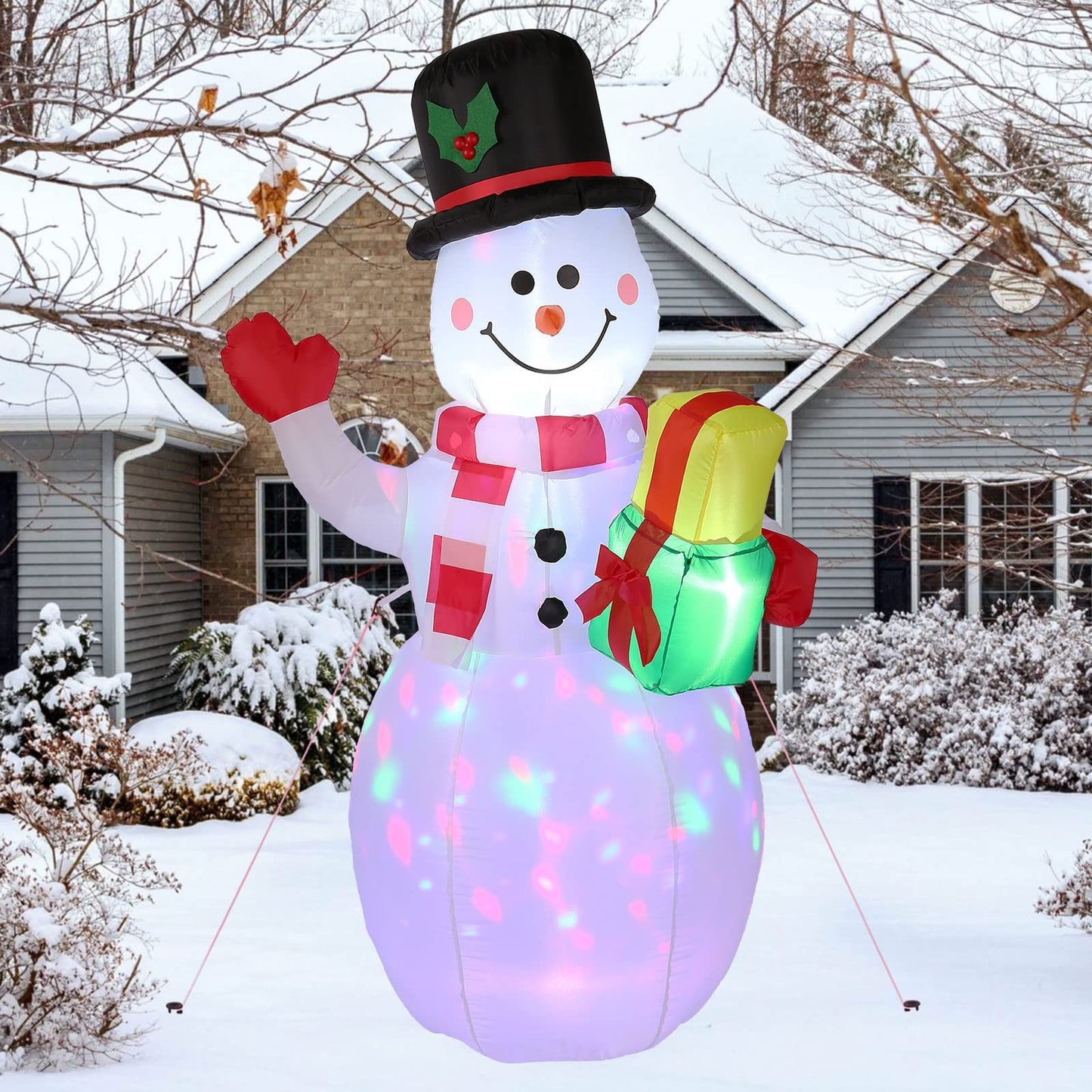 5ft Christmas Inflatable Snowman with Gift Box, Blow Up Christmas Decoration with LED Lights for Holiday Garden Decorations